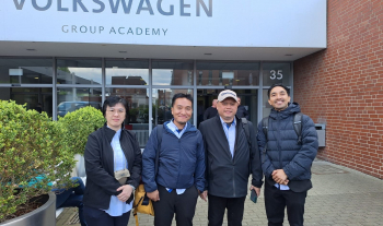 KUNJUNGAN HORMAT KE VOLKSWAGEN GROUP ACADEMY